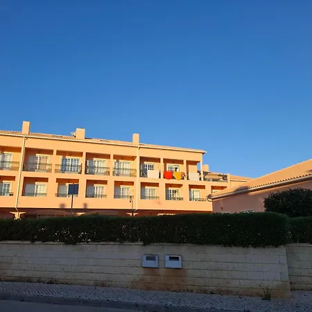 Alltravel Casa D'alvor * אלבור